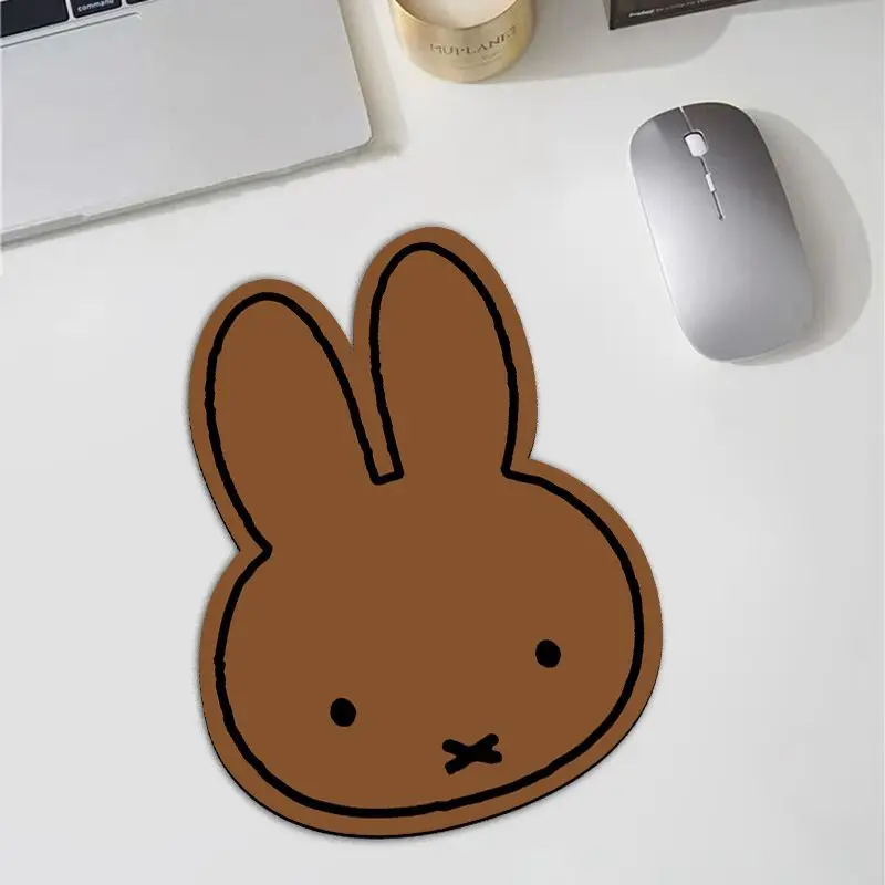 Mouse Pad em Forma de Coelho M - Home Office Desk Ideas avaliação e preço